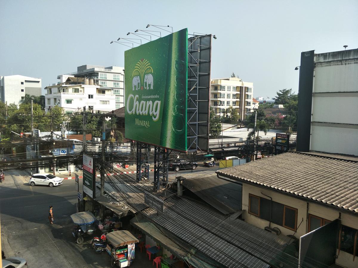 치앙마이 Chill Chill At Nimman 아파트 외부 사진